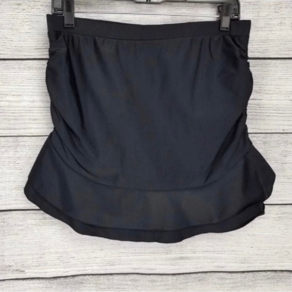 NWT Cute black swim skirt